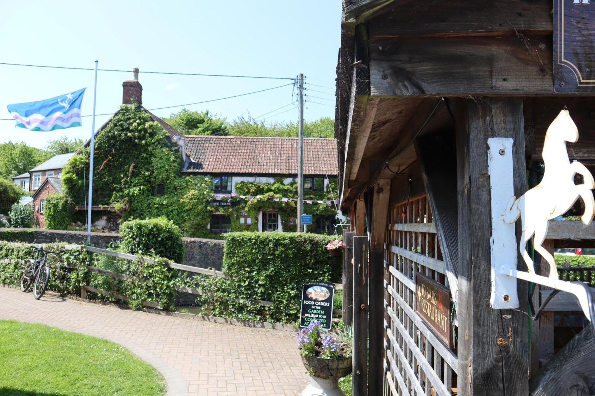 The White Horse Inn 워쉬포드 외부 사진
